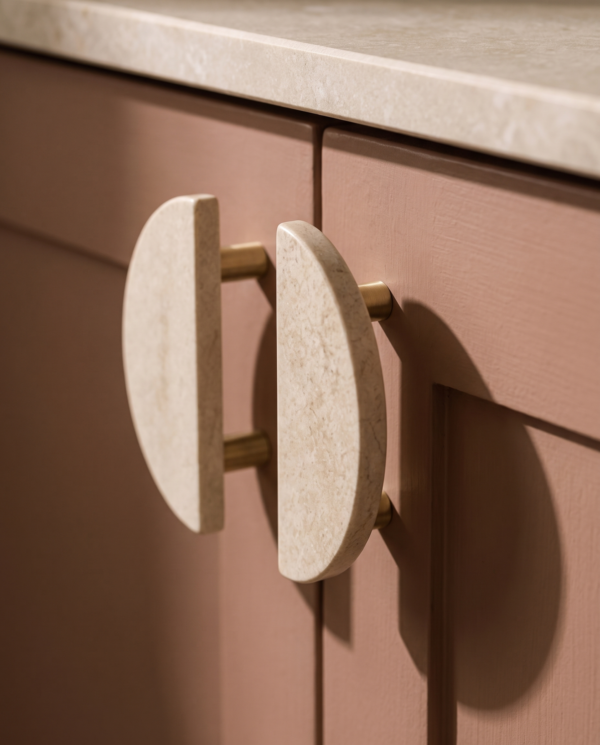 Petra Stone Handle