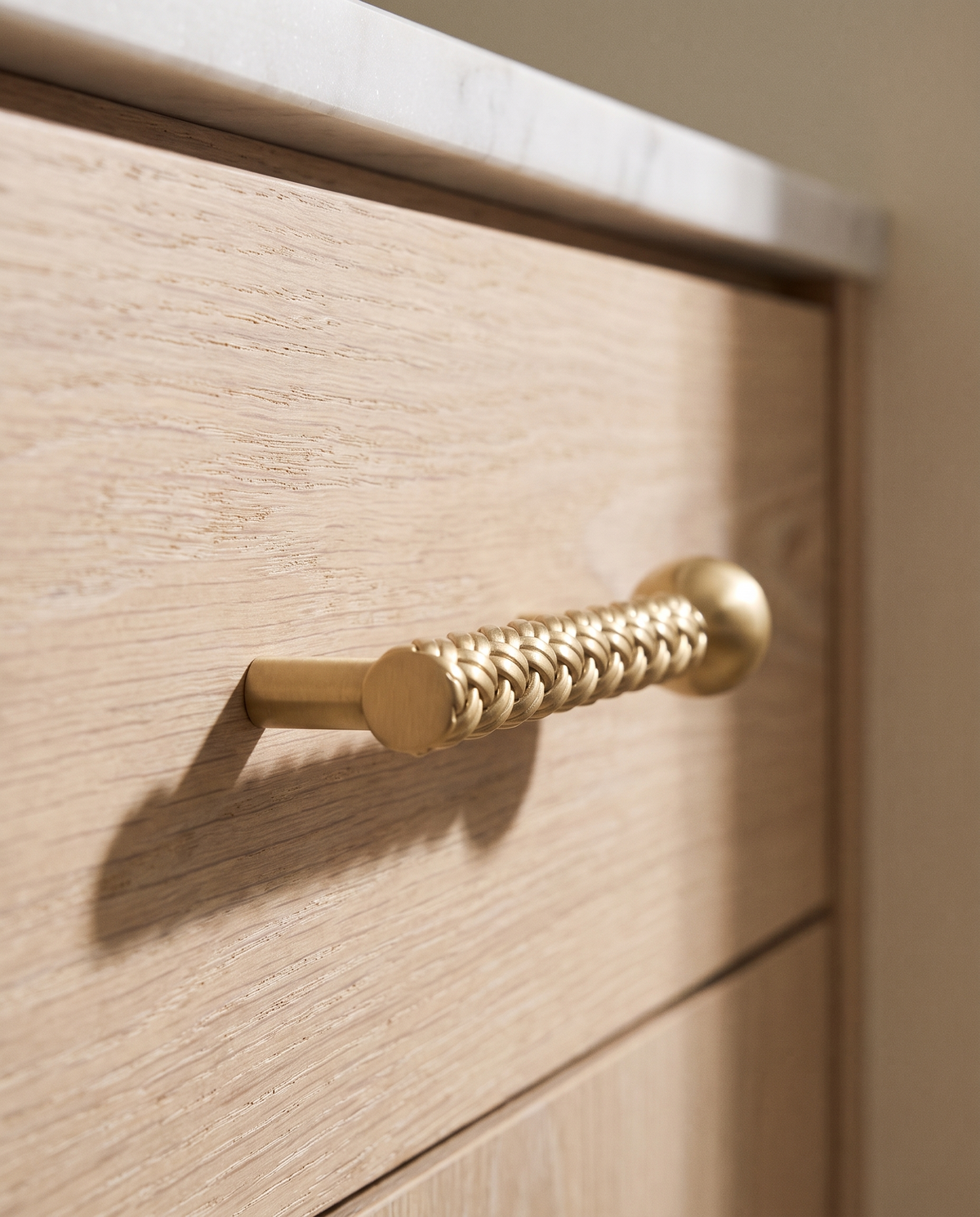 Sfera Ball Knob and Beaded Pull