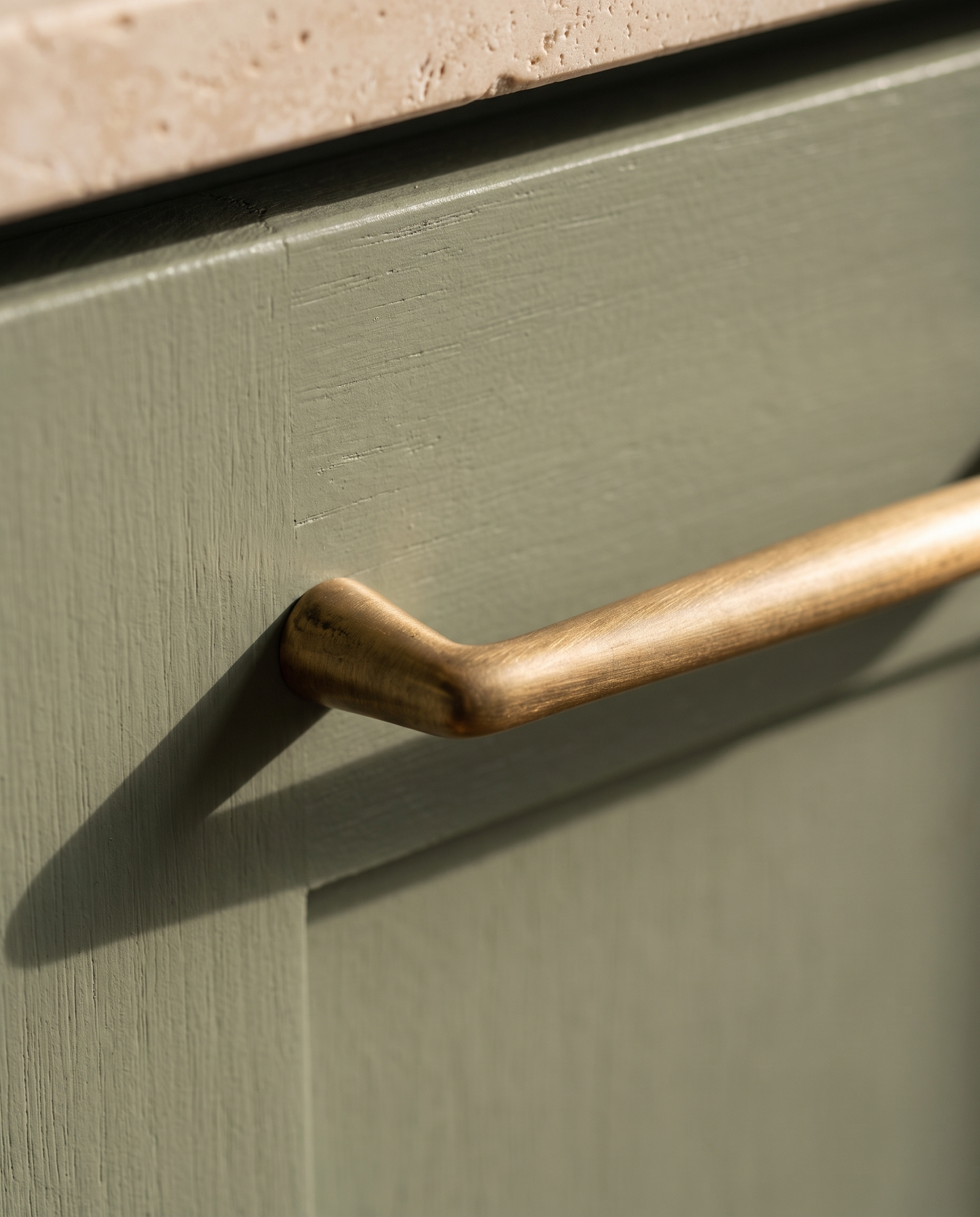 Concha Shell-Taper Solid Brass Cabinet Family