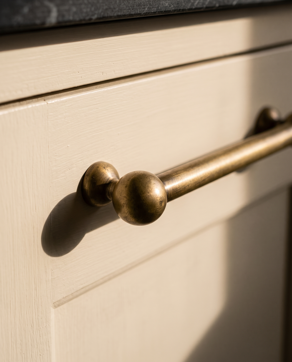 Lunetta Ball-End Solid Brass Cabinet Family