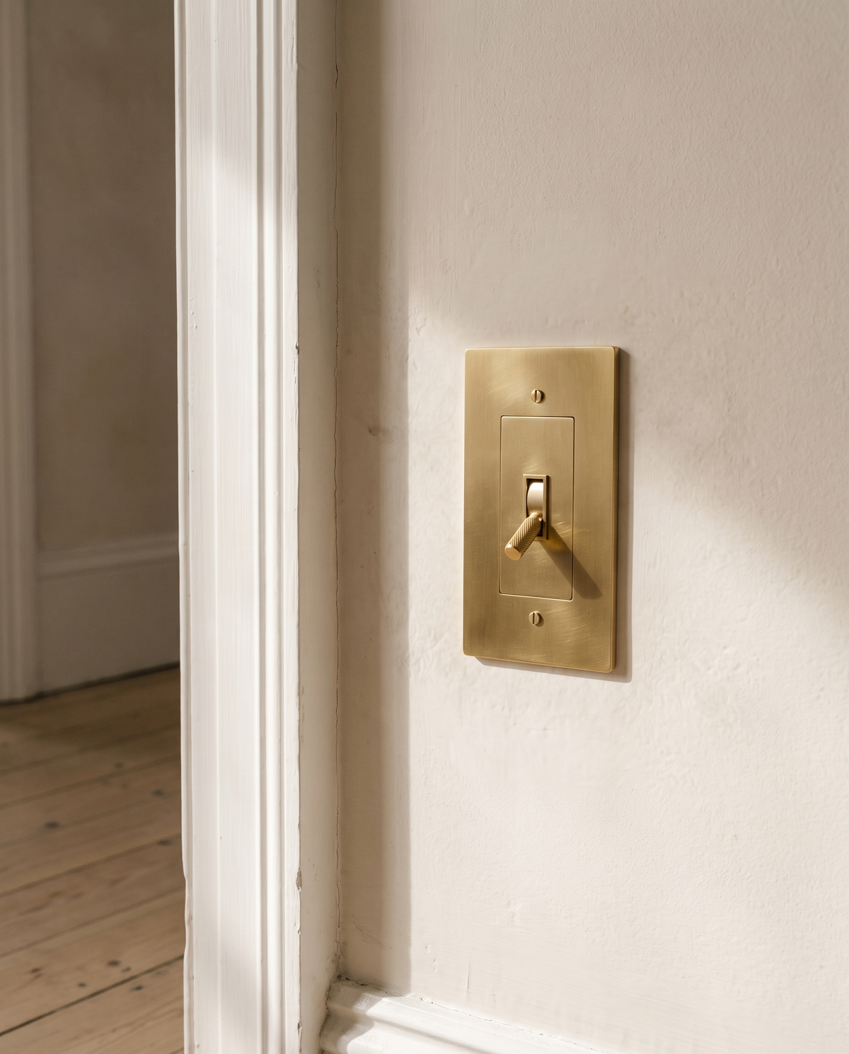 Brio Brass 4 Way Toggle Switch