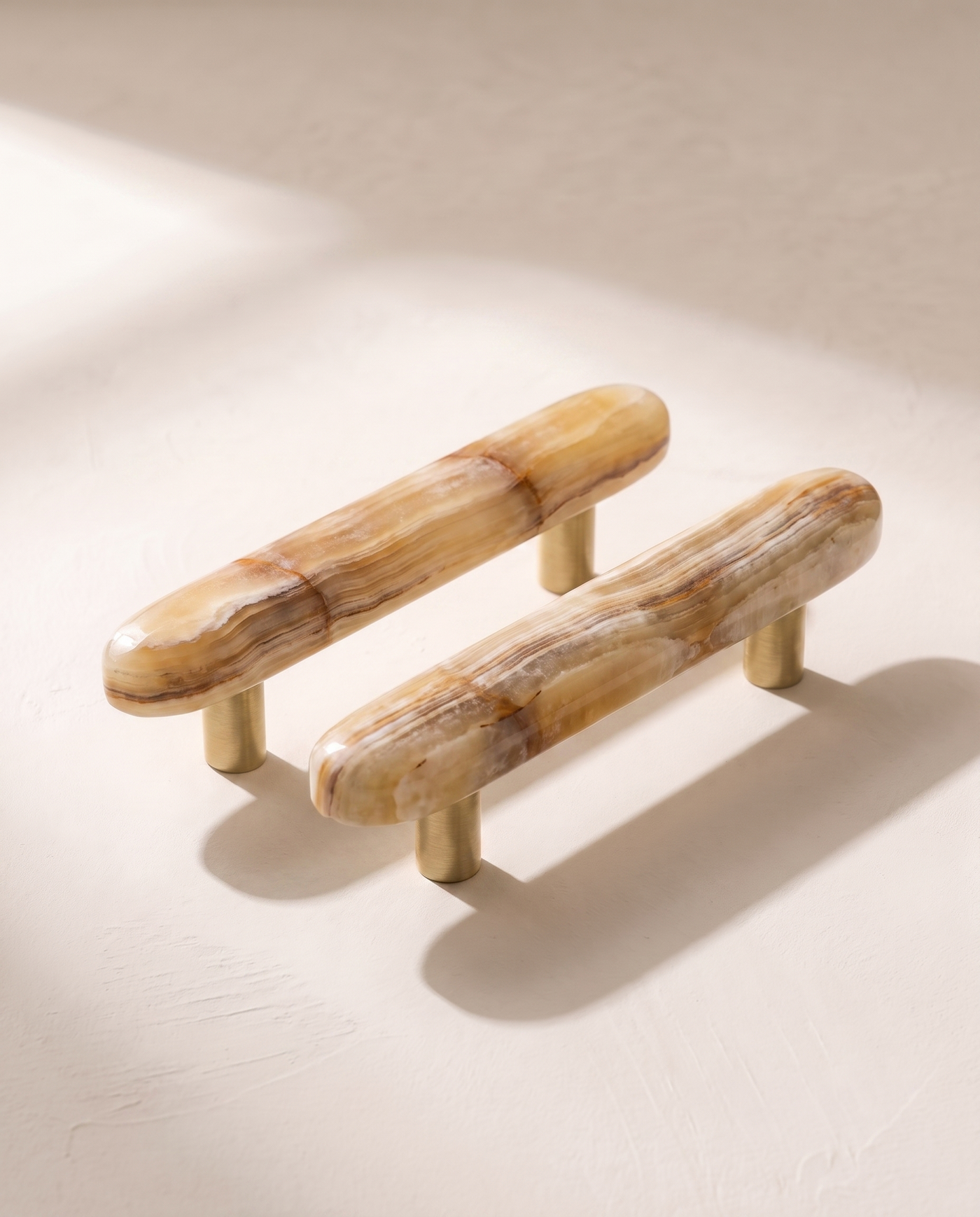 Forma Sculpted Stone Pull