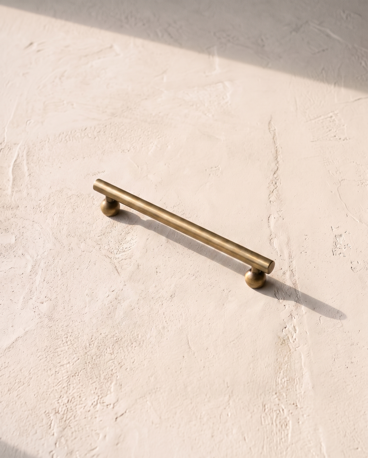 Lunetta Ball-End Solid Brass Cabinet Family