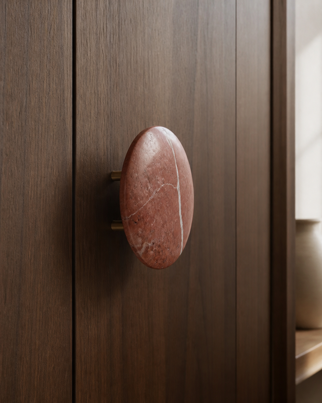 Forma Sculpted Stone Pull