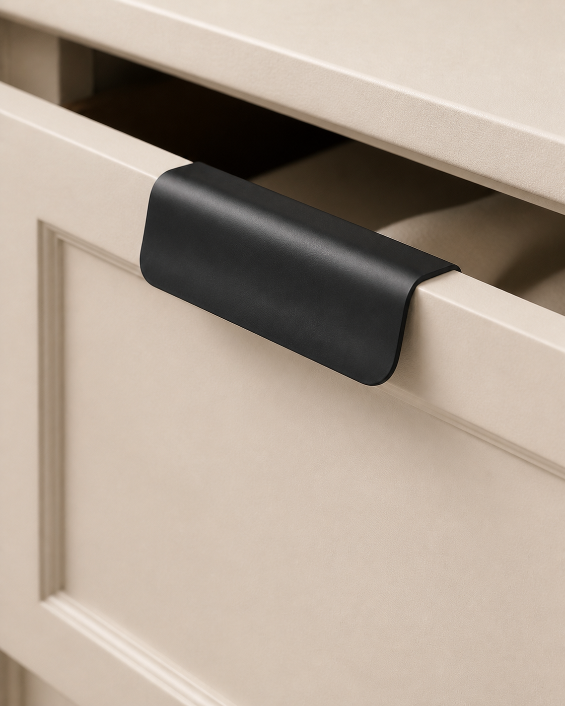 Volta Curved Solid Brass Edge Pull