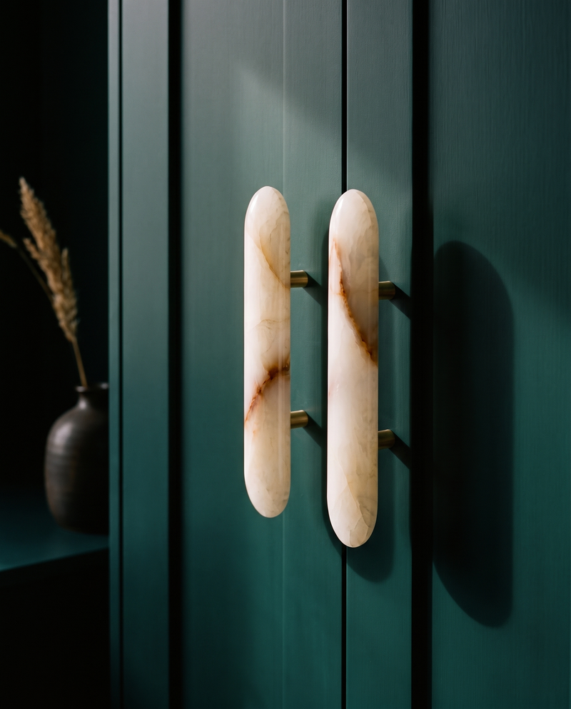 Forma Sculpted Stone Pull