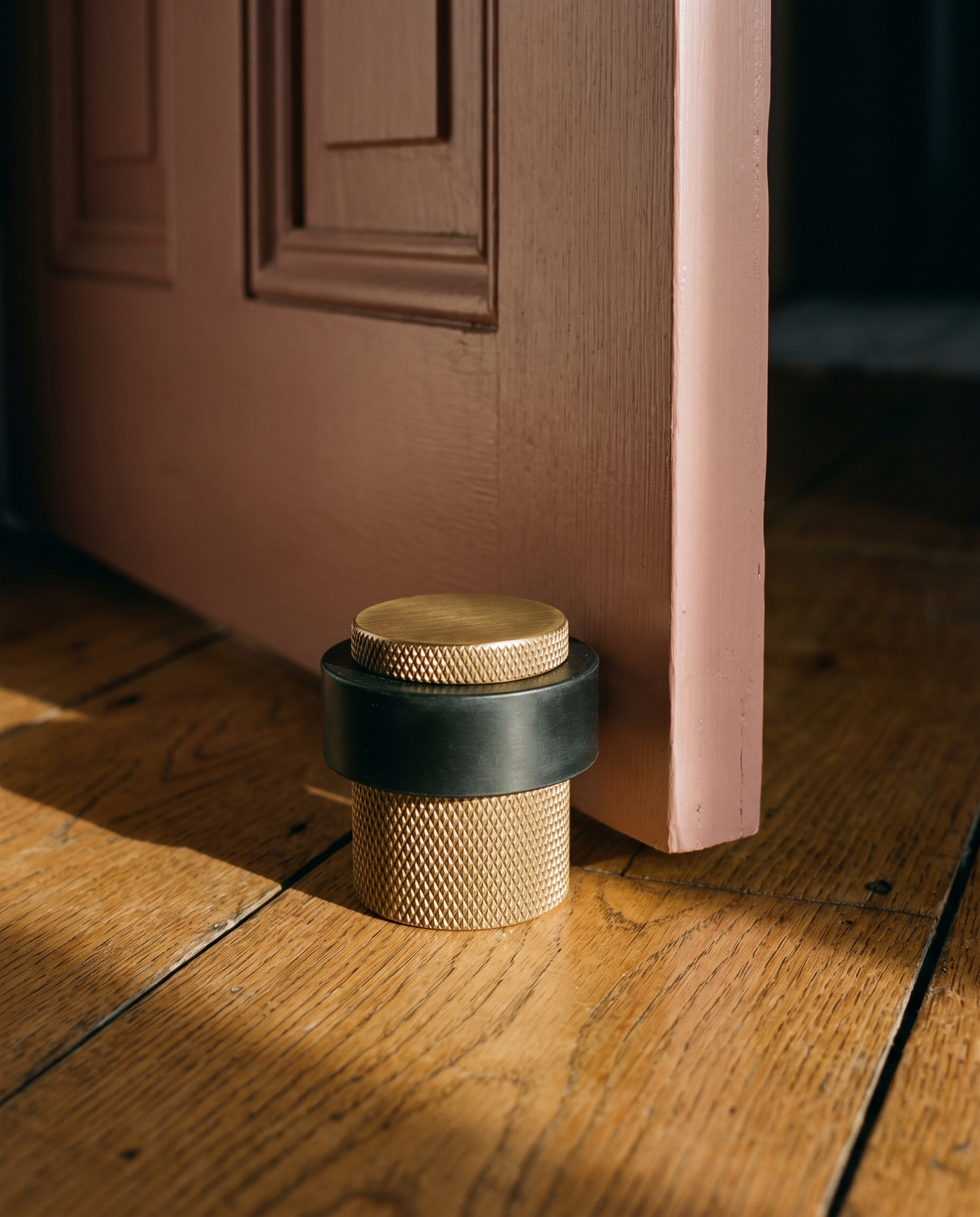 Vela Knurled Solid Brass Door Stop