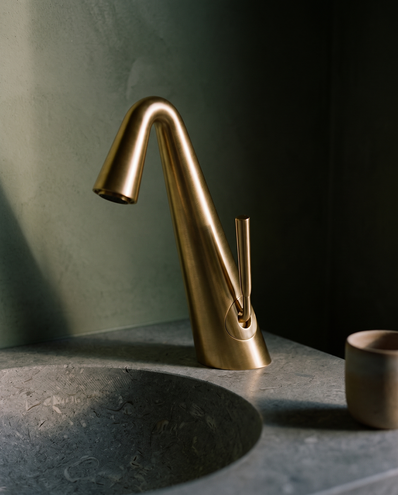 Sera Sculpted Basin Mixer