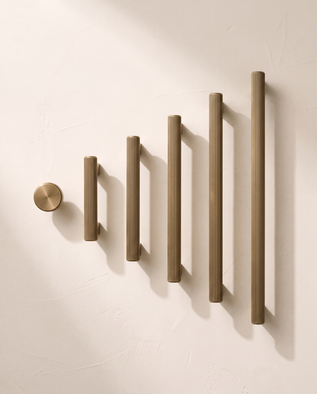 Riga Linear Brass Series