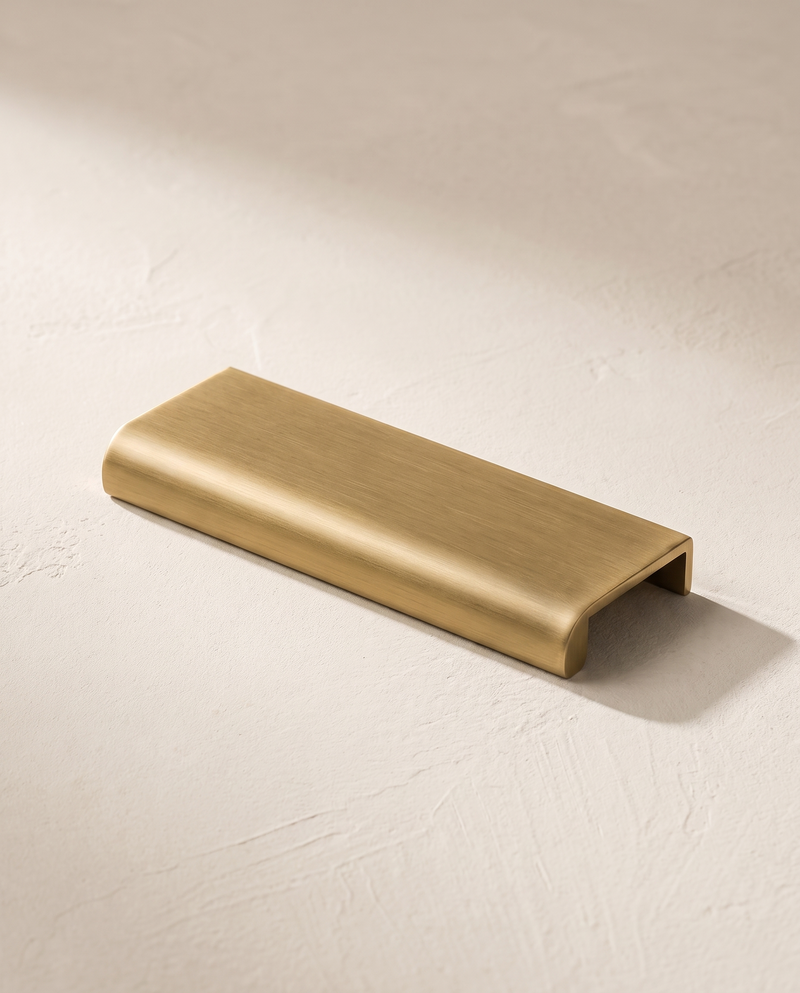 Raso Solid Brass Lip Pull
