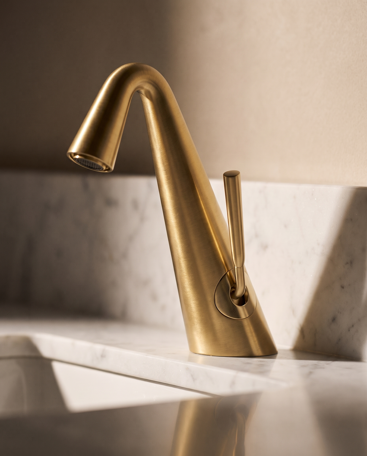 Sera Sculpted Basin Mixer