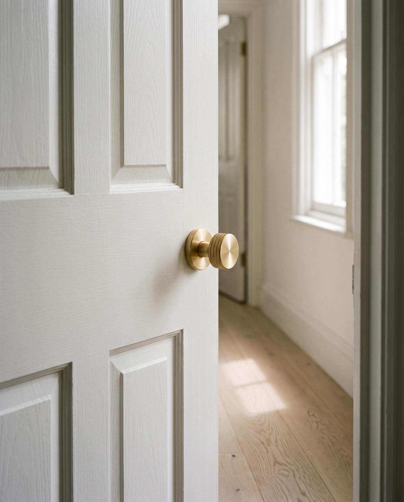 Sarto Knurled Brass Door Knob Set