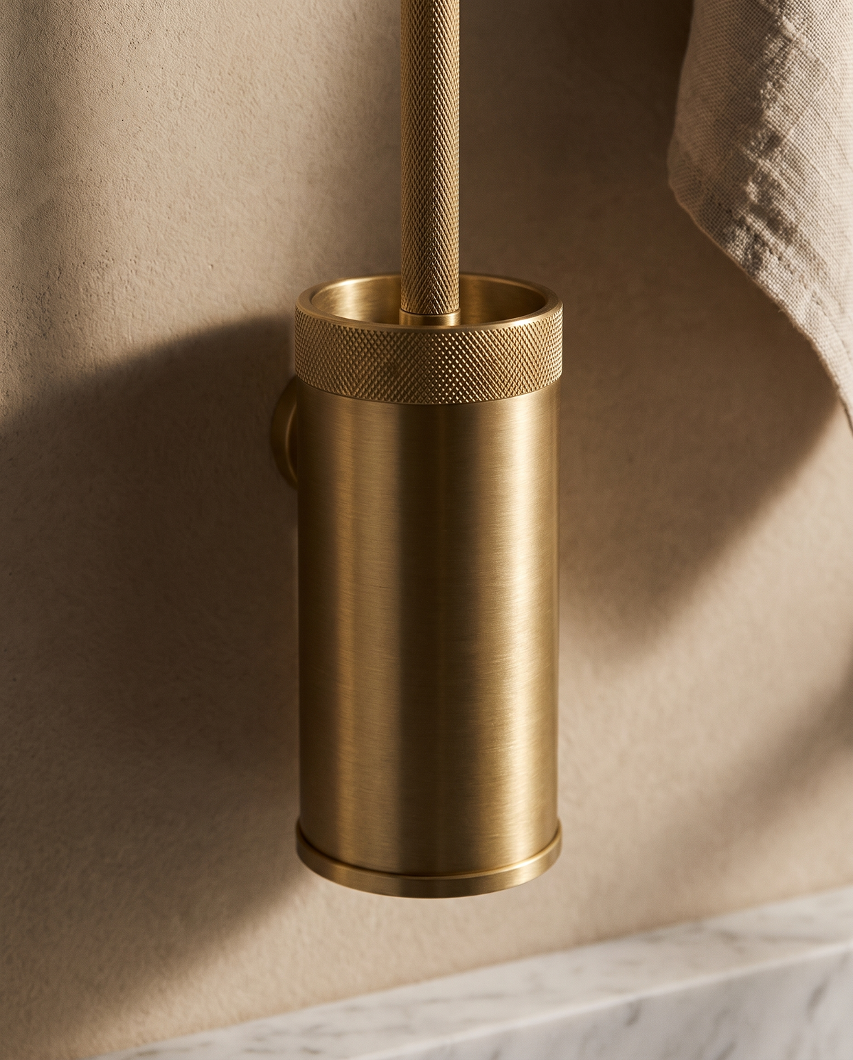 Varen Knurled Brass Toilet Brush Holder