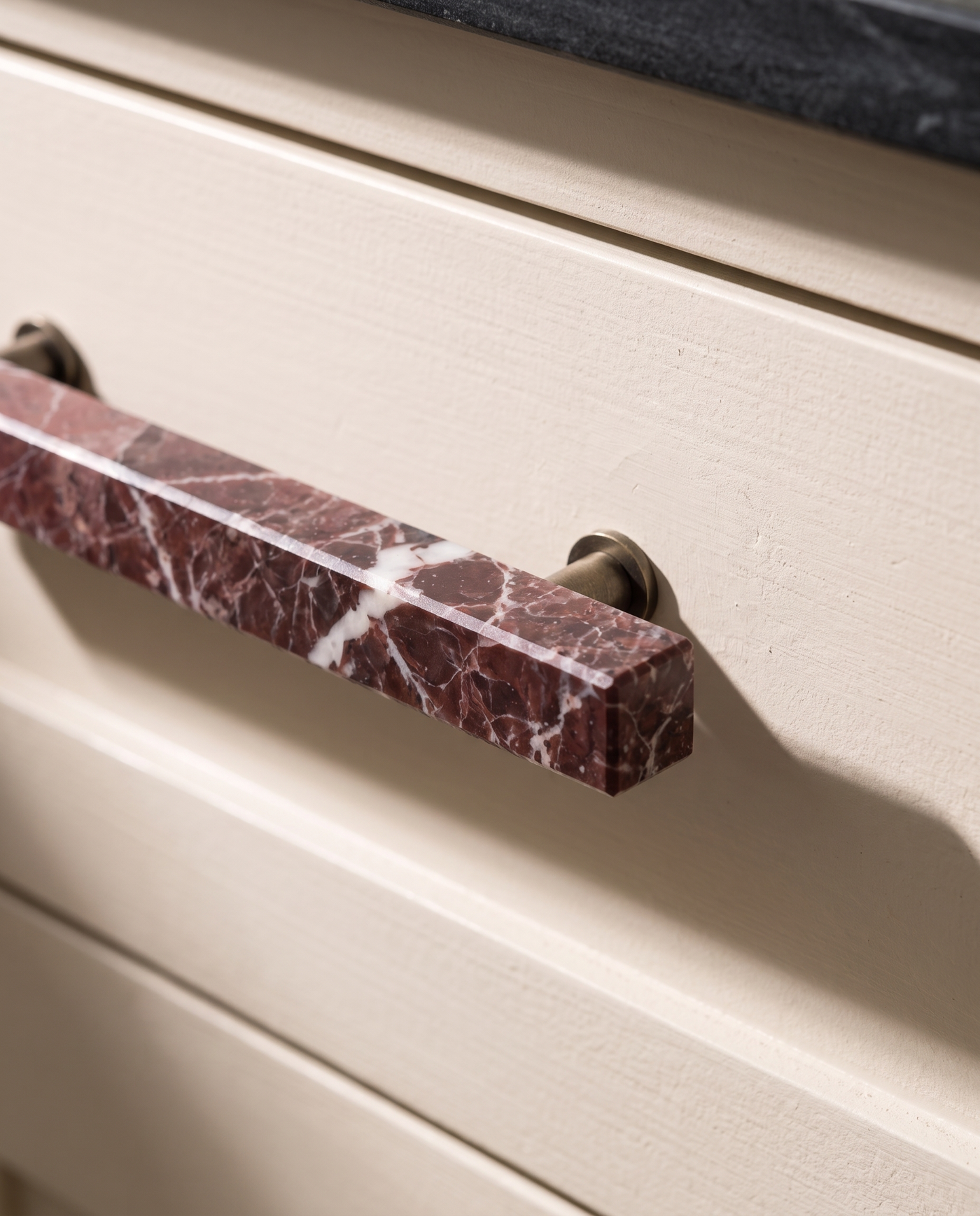 Levanto 500 mm Rosso Marble Statement Pull
