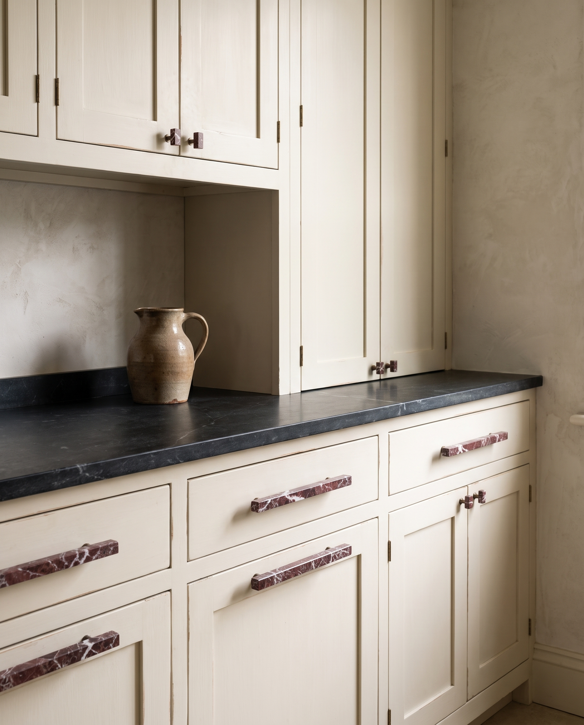 Levanto 500 mm Rosso Marble Statement Pull