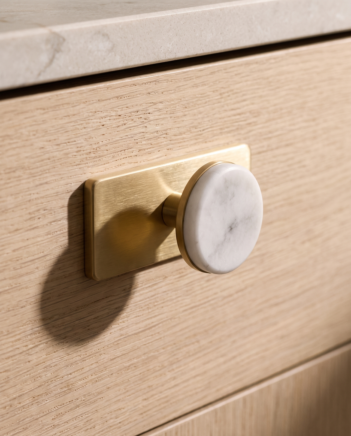 Rotonda Marble Knob with Backplate