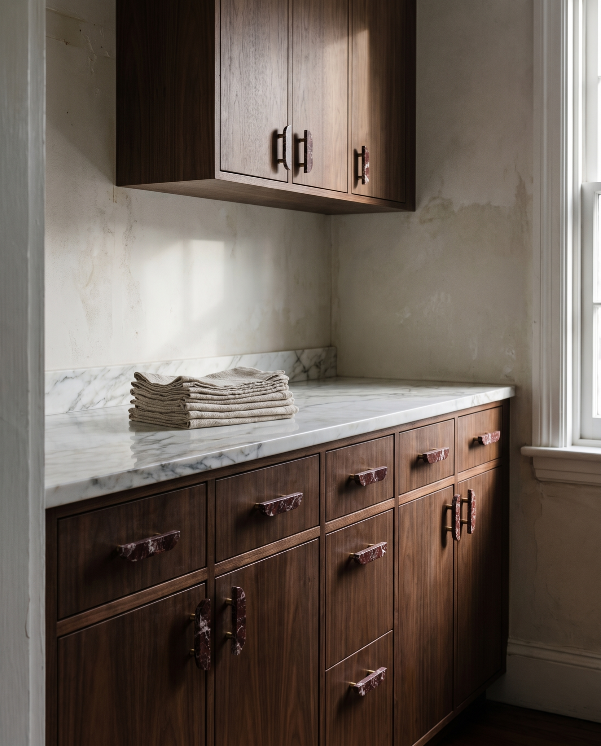 Varena Paired Natural Marble Cabinet Pull