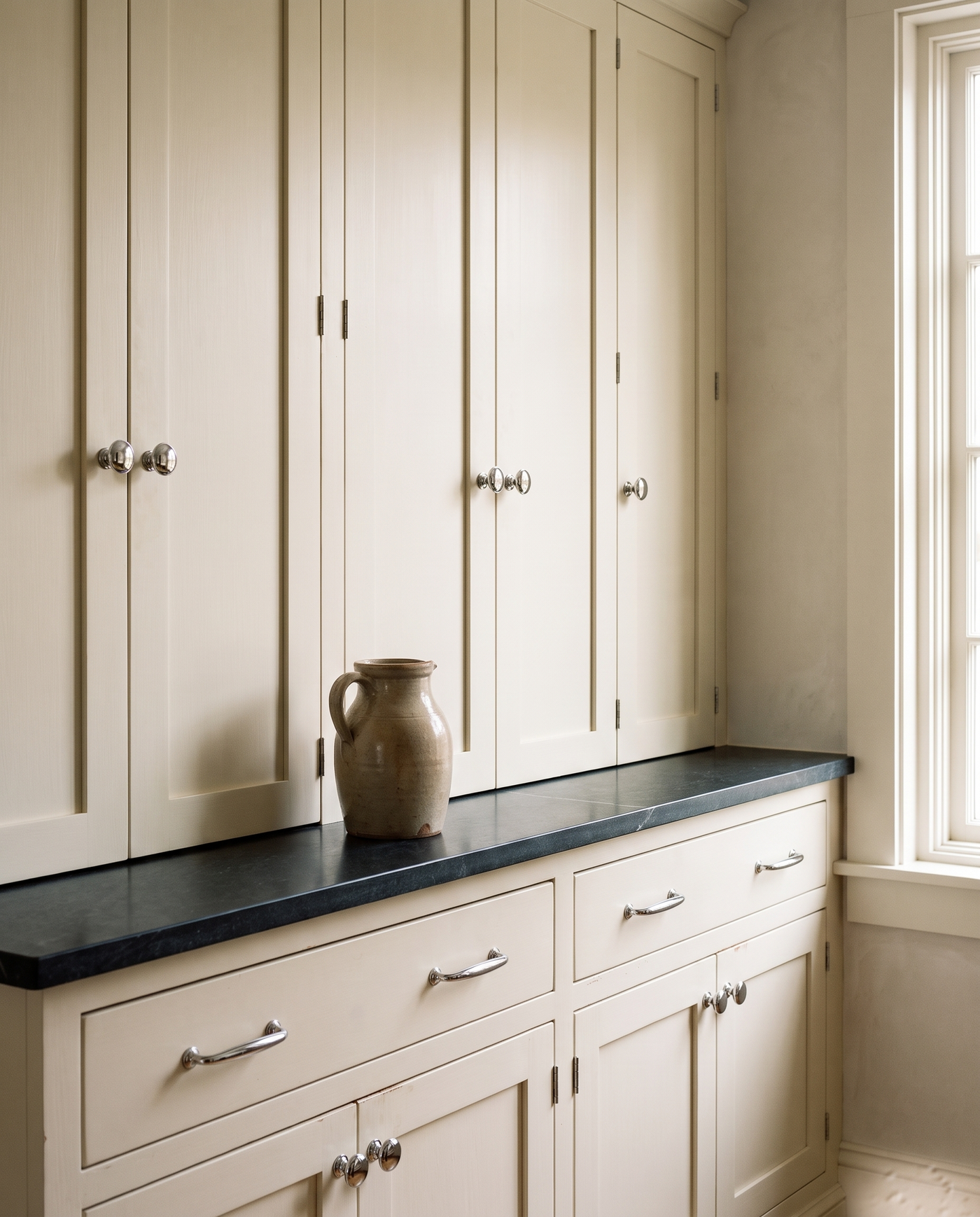 Paloma Polished Knob and Pull