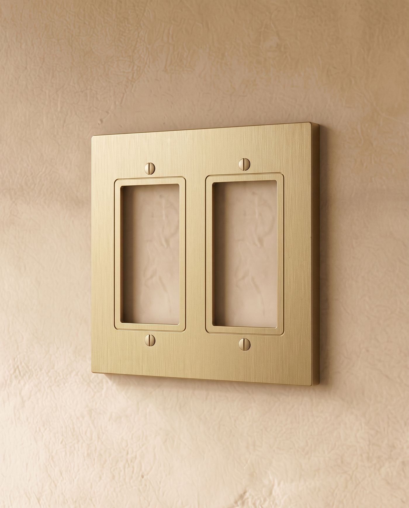 Brio Brass Plate