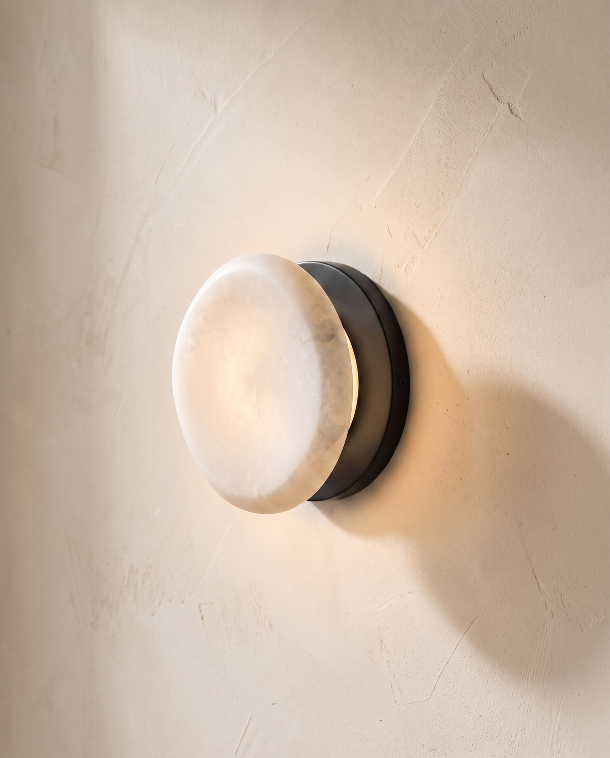 Sasso Alabaster Wall Light