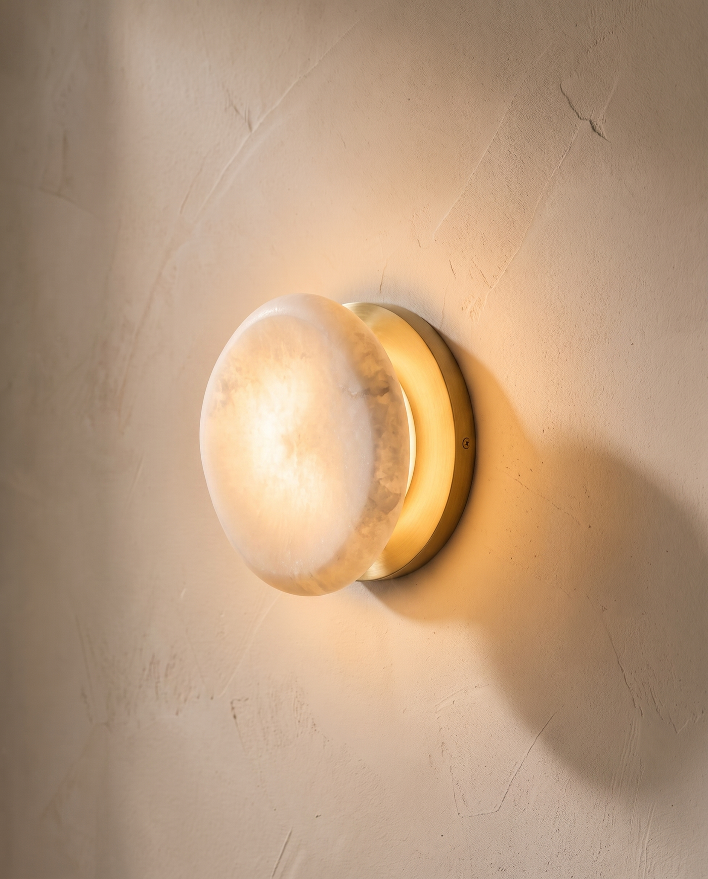 Sasso Alabaster Wall Light