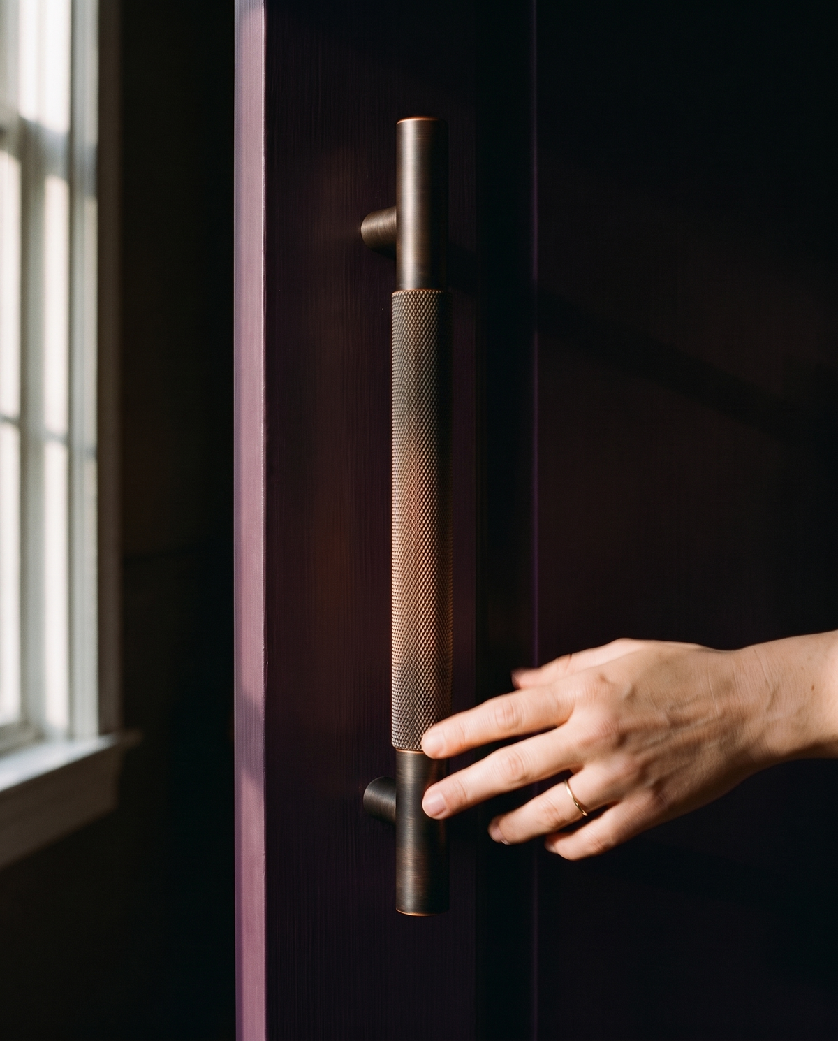 Orfeo Knurled Architectural Door Pull