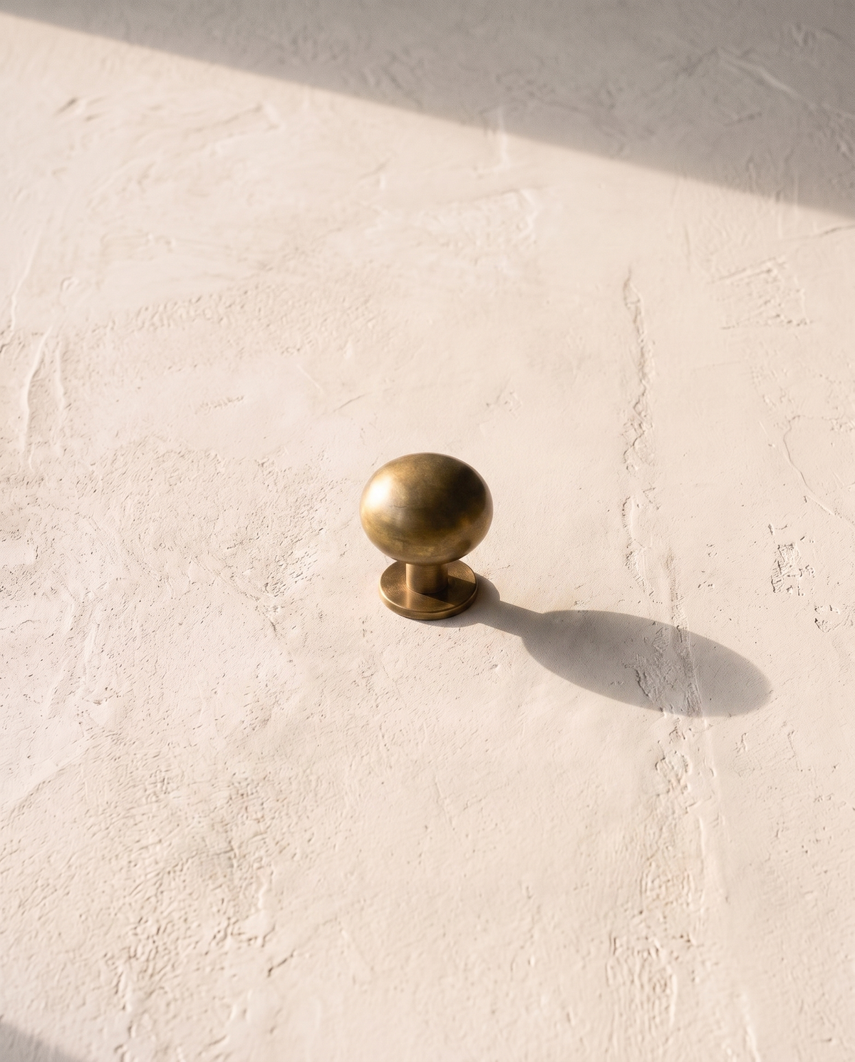 Lunetta Ball-End Solid Brass Cabinet Family