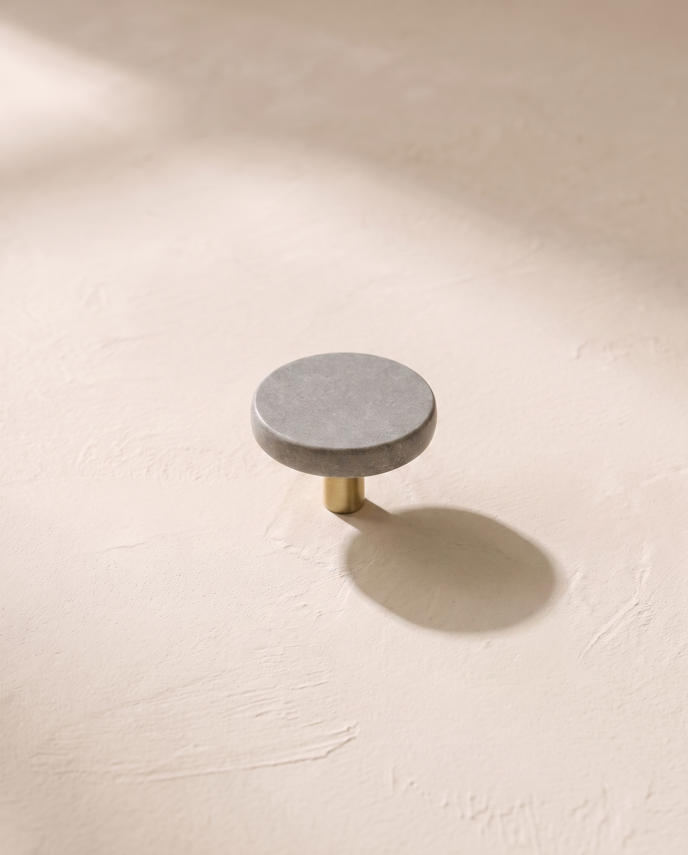 Petra Stone Handle