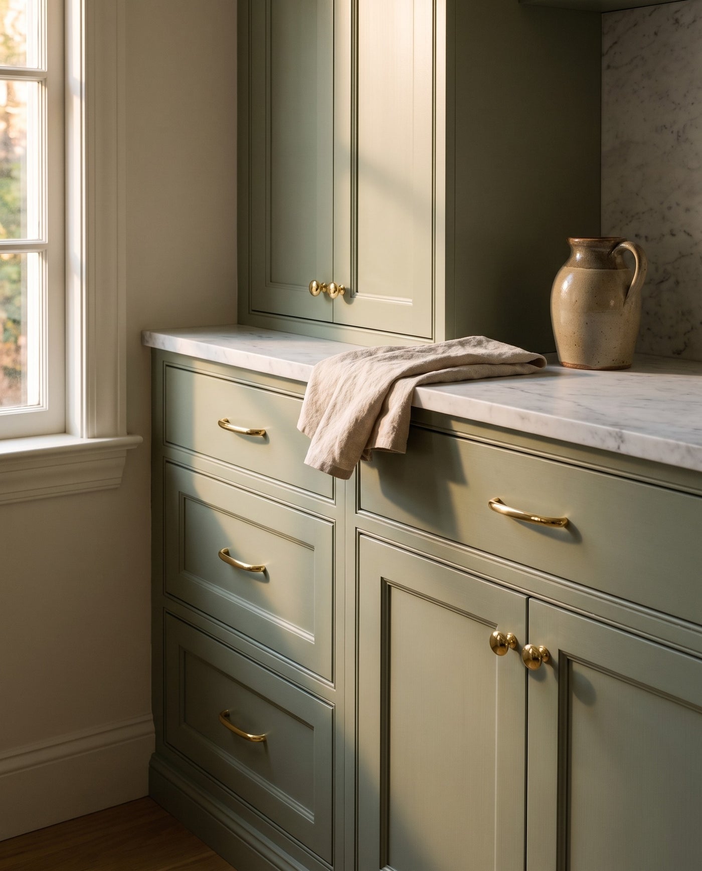 Alba Brass Cabinet Series