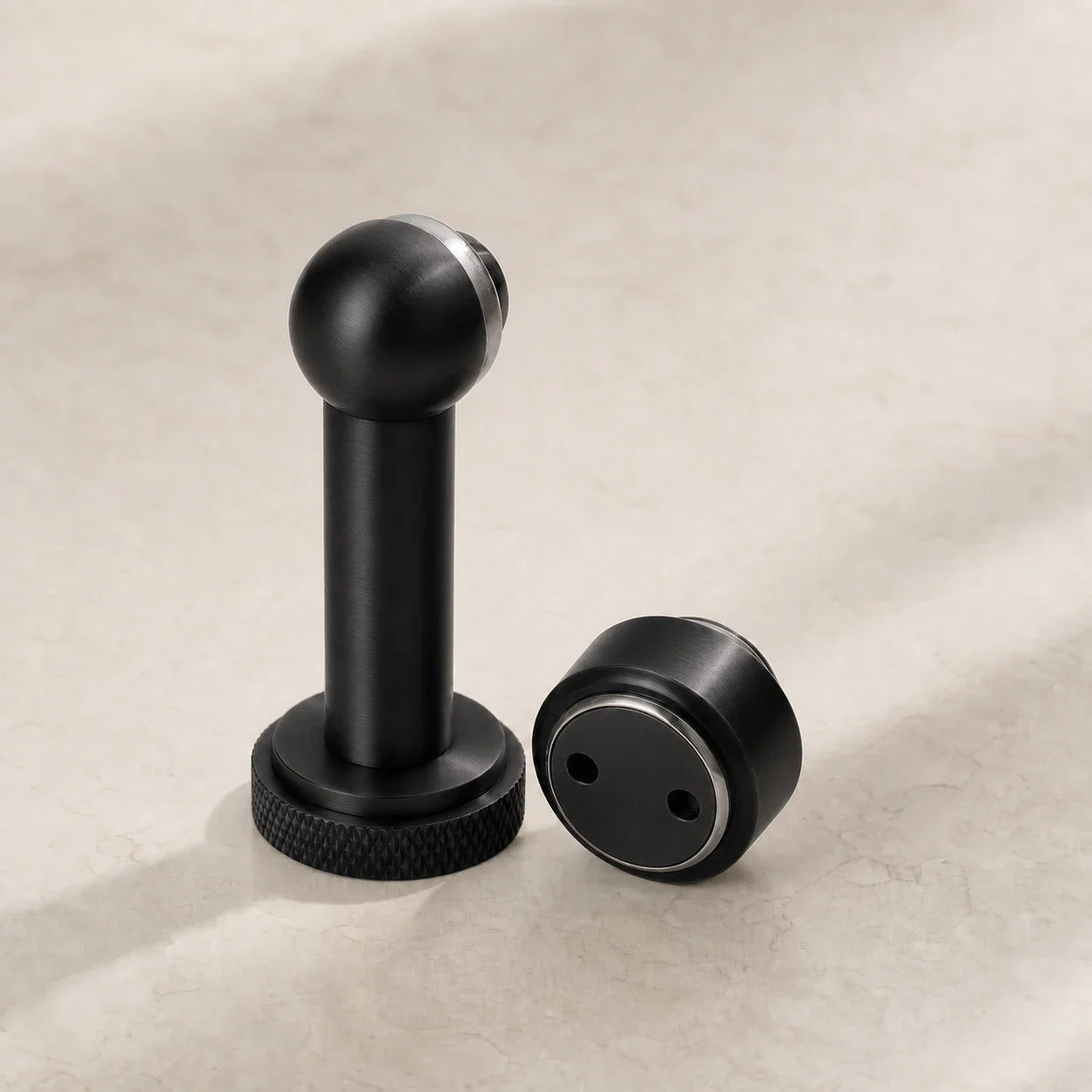Elio Magnetic Solid Brass Door Stop