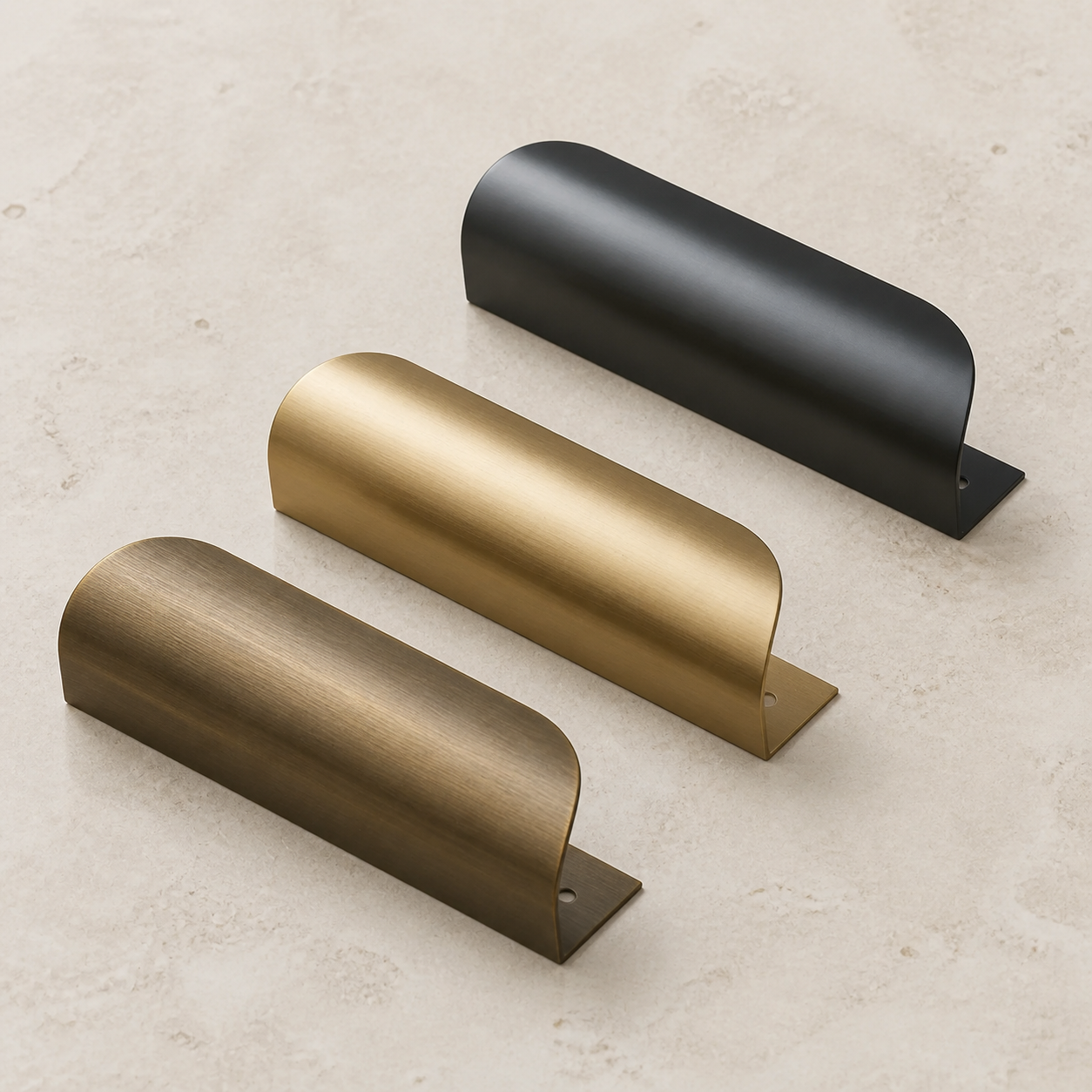 Piega 70 mm Solid Brass Curved Edge Pull