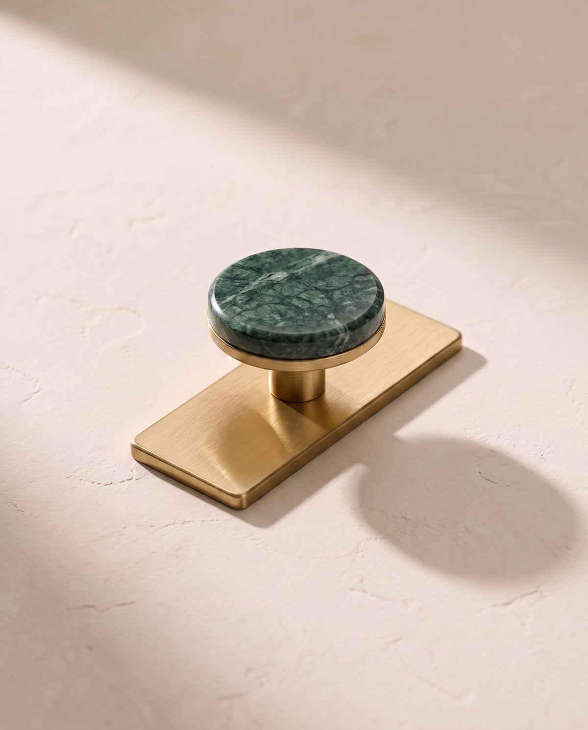 Rotonda Marble Knob with Backplate
