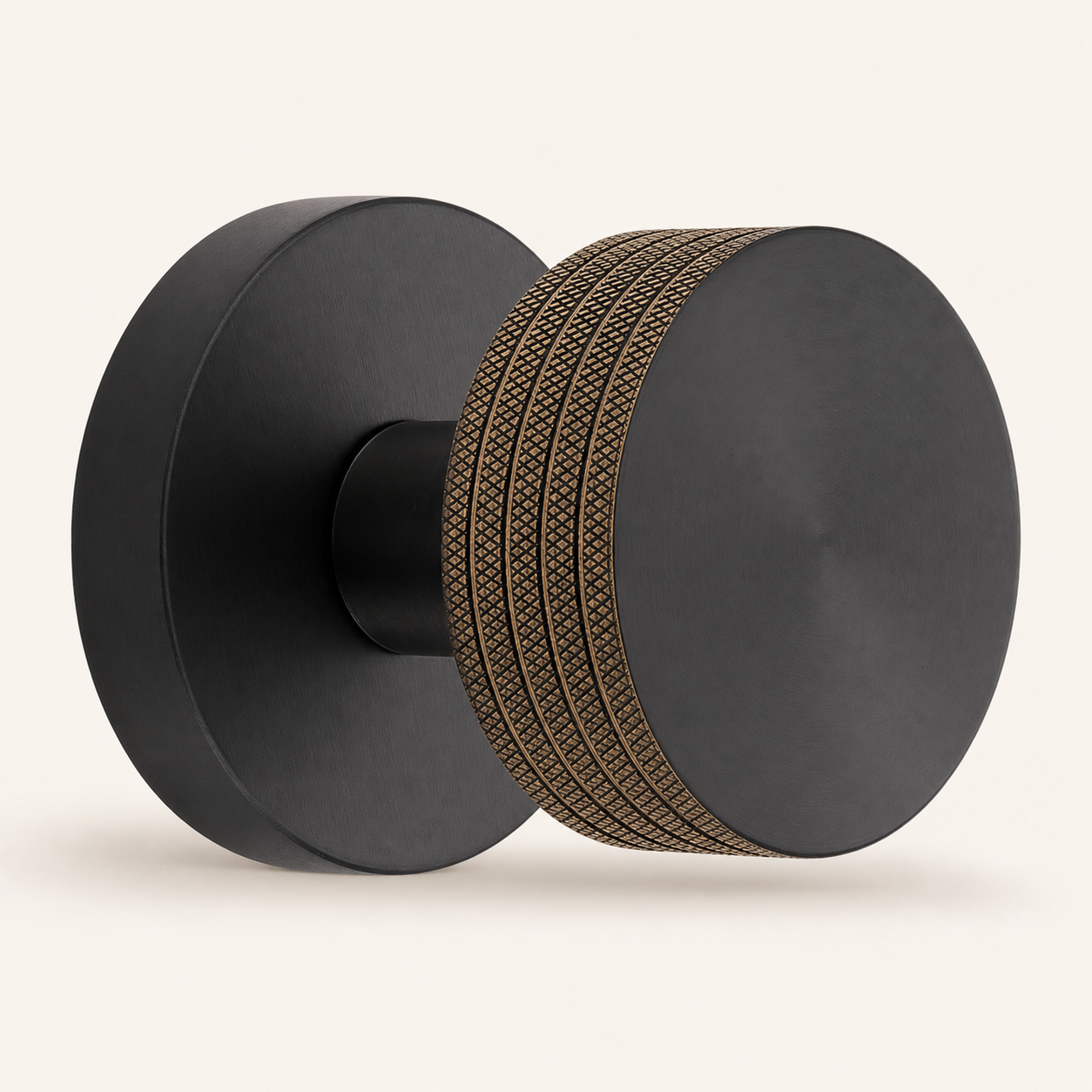 Sarto Knurled Brass Door Knob Set