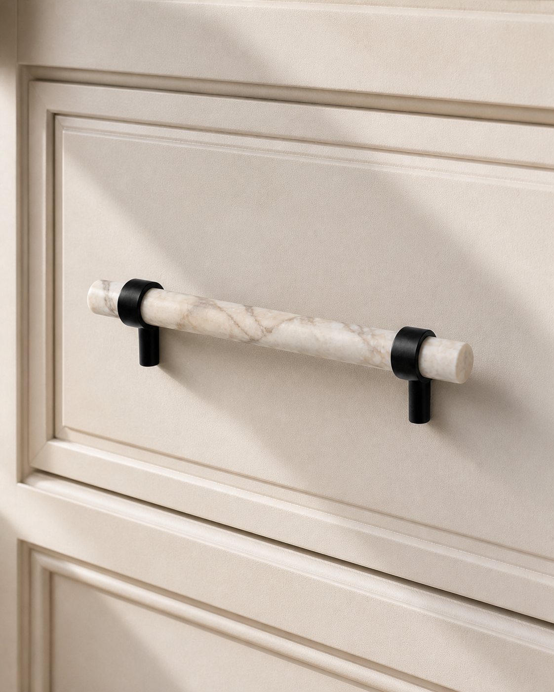 Verde and White Marble Bar Pull